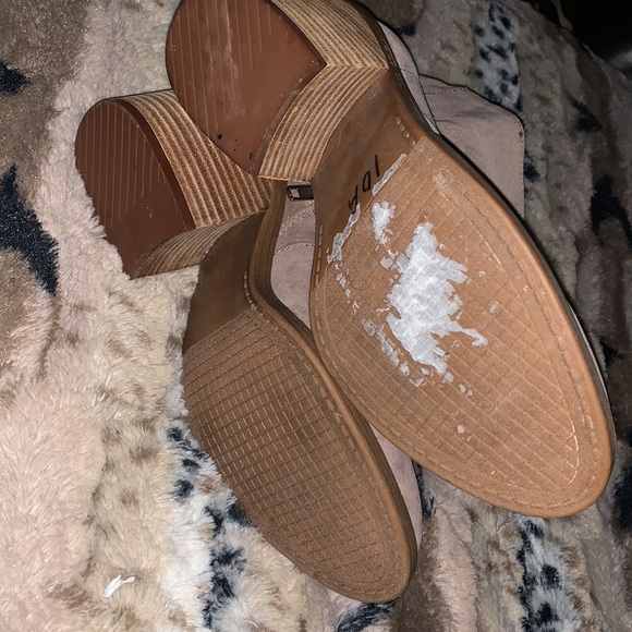 Steve Madden Shutter Boots — 8.5/9 (fits like 8/8.5) - Picture 8 of 13